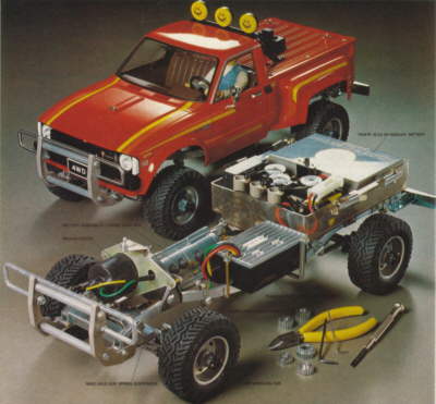 Hilux_XGA.jpg (141 KB)